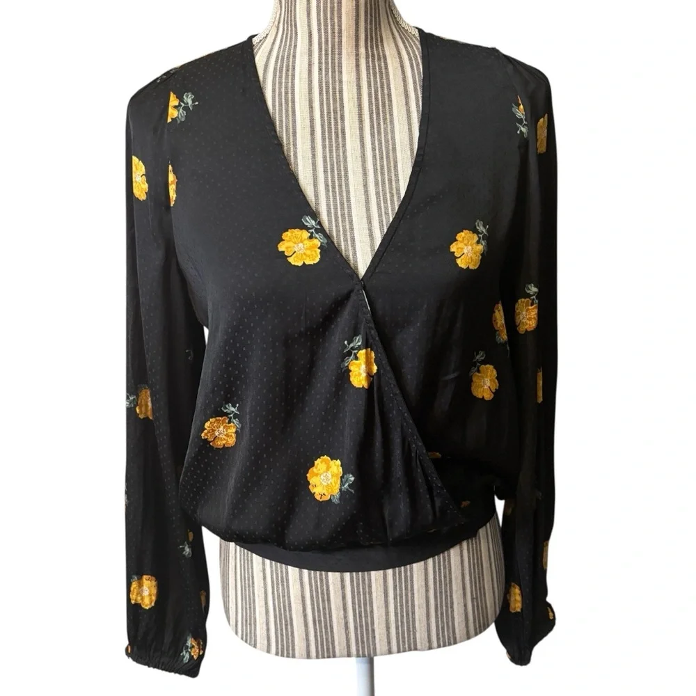 Madewell Top Small Bubble-Sleeve Wrap Top Black Floating Florets Yellow Floral - Picture 2 of 16